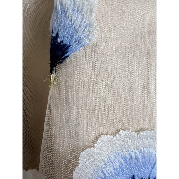 The Clothing Company Floral Embroidered Mesh Pencil Skirt Women's Size Small - Picture 7 of 10